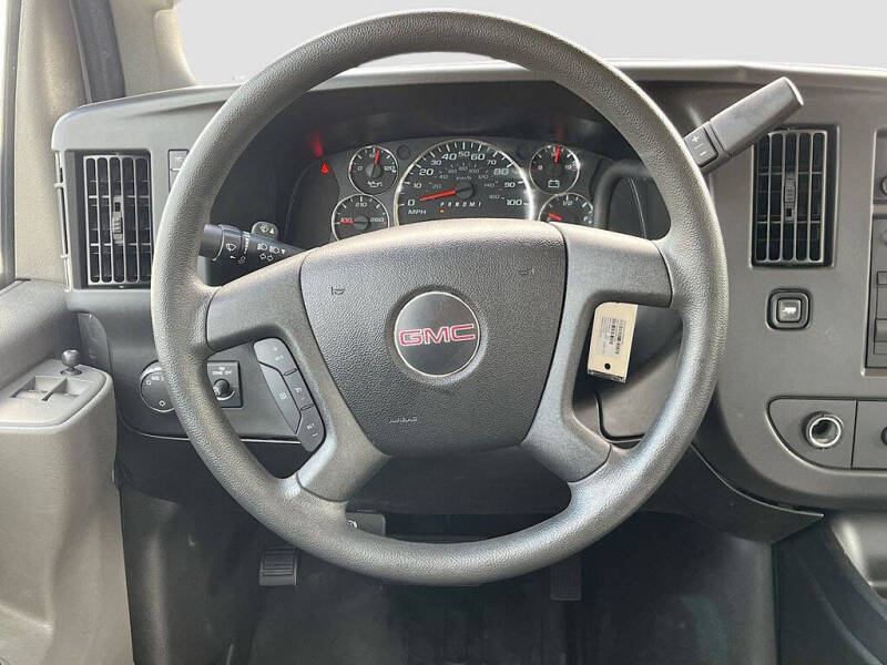 2024 GMC Savana 2500