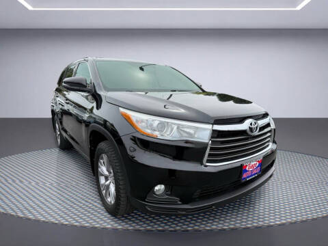 2016 Toyota Highlander LE