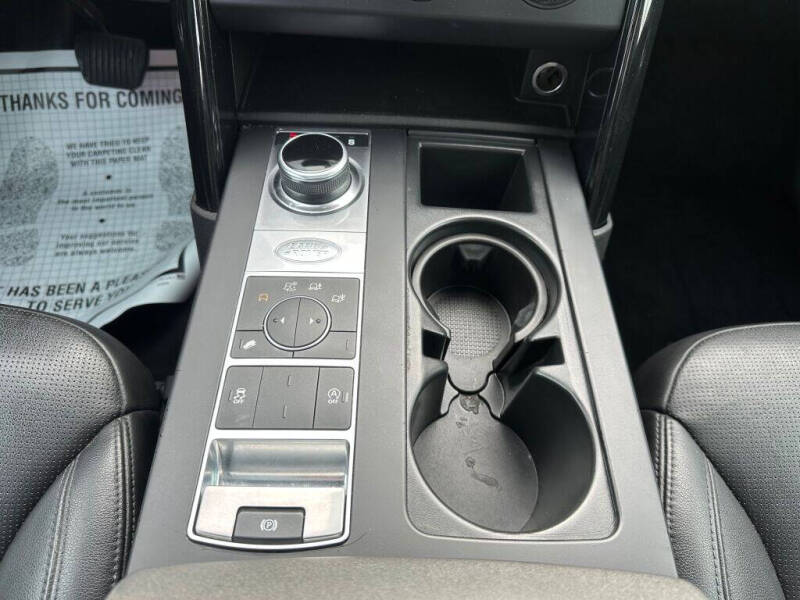 2020 Land Rover Discovery SE