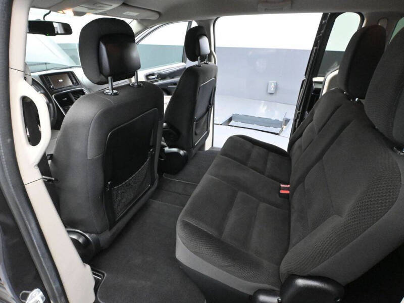 2017 Dodge Grand Caravan SE