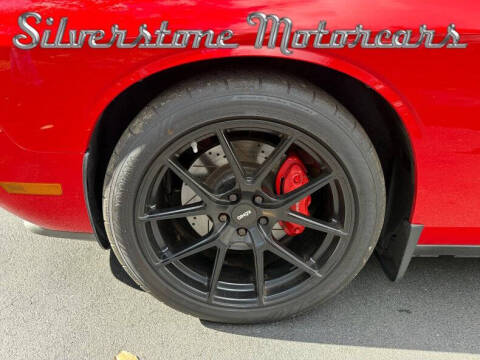 2010 Dodge Challenger SRT8