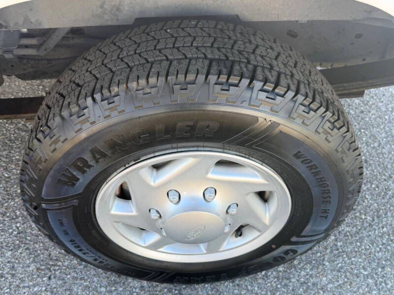 2012 Ford E-Series E-250