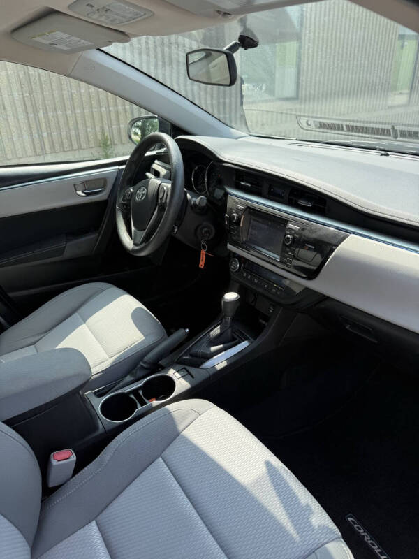 2015 Toyota Corolla LE Plus