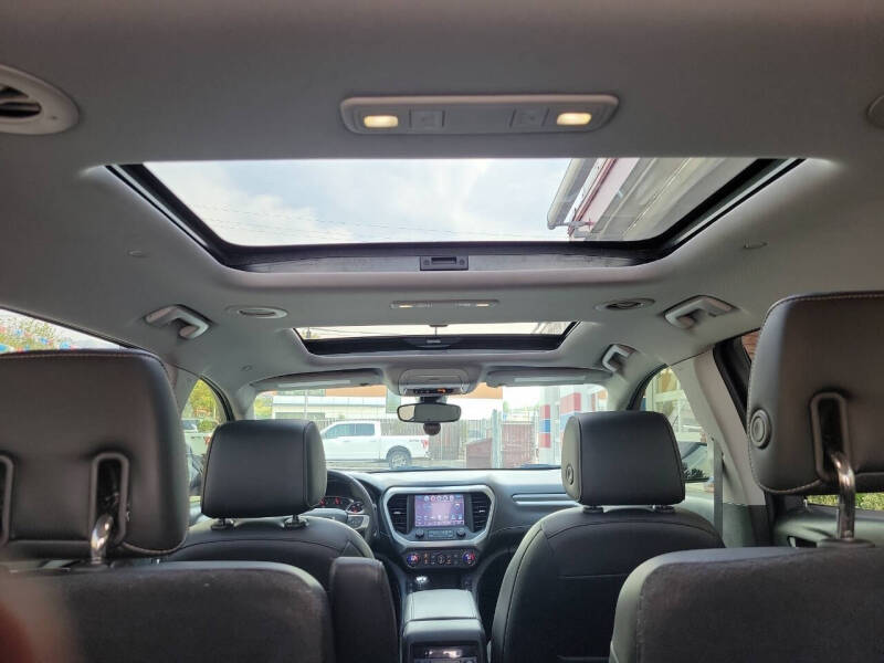 2017 GMC Acadia SLT-2