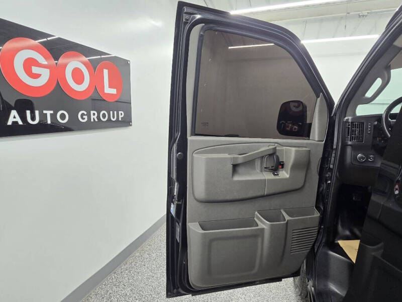 2020 Chevrolet Express 2500