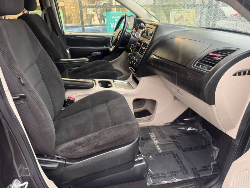 2016 Dodge Grand Caravan SXT