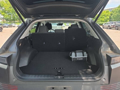 2024 Hyundai Ioniq 5 SEL