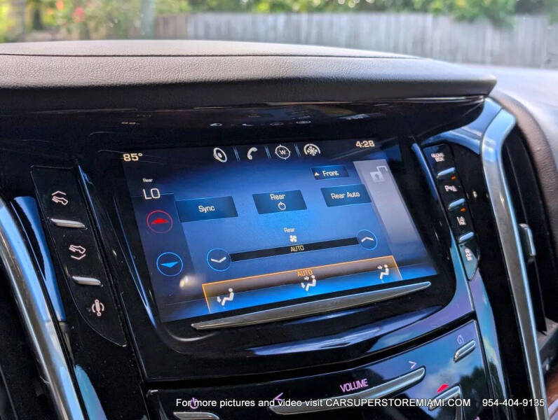 2015 Cadillac Escalade Luxury