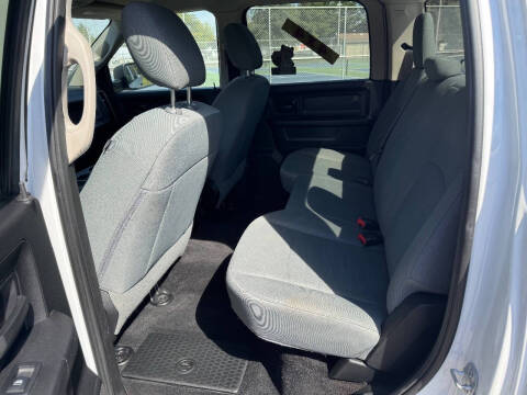 2017 RAM 1500 Express