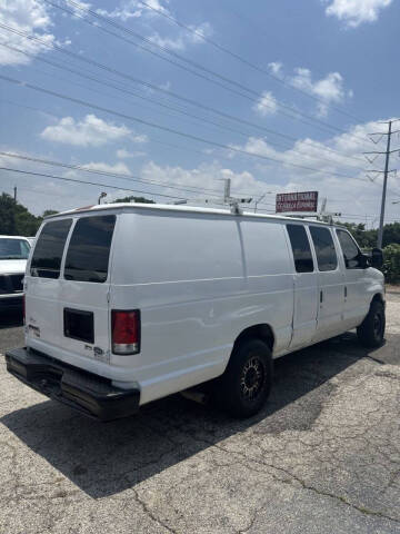 2013 Ford E-Series E-350 SD