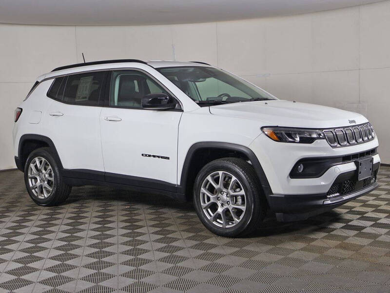2022 Jeep Compass Latitude Lux