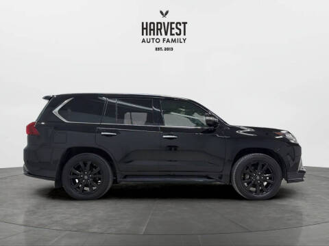 2021 Lexus LX 570 Three-Row