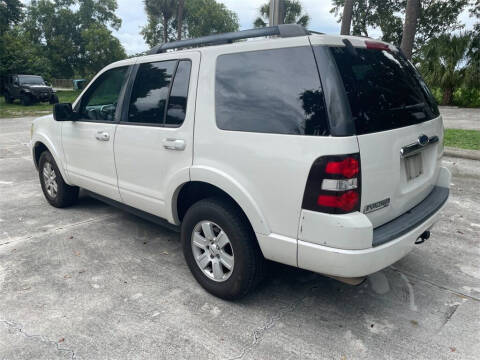 2010 Ford Explorer XLT