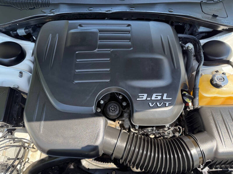 2017 Dodge Charger SXT