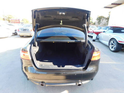 2017 Jaguar XE 25t Premium