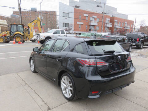 2017 Lexus CT 200h