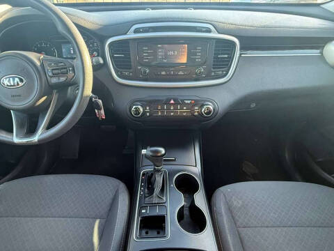 2018 Kia Sorento L