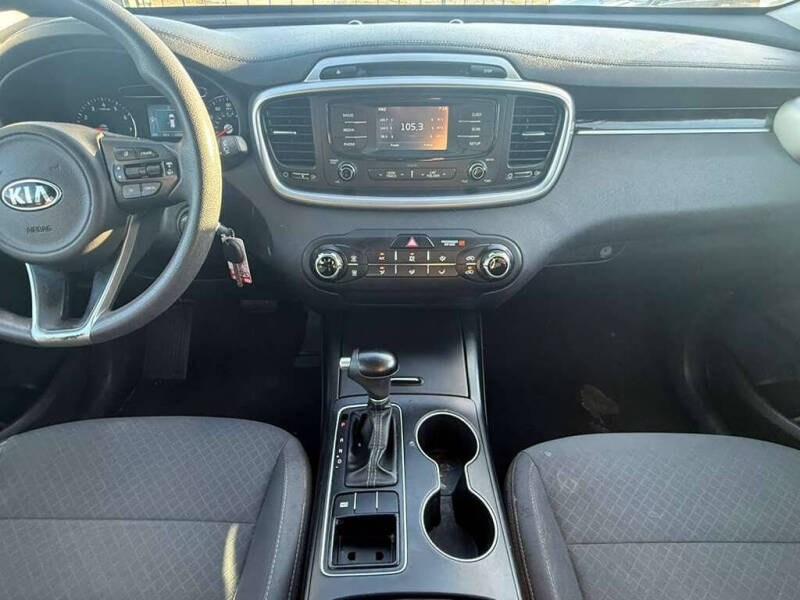 2018 Kia Sorento L