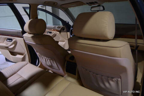 2002 BMW 5 Series 525i