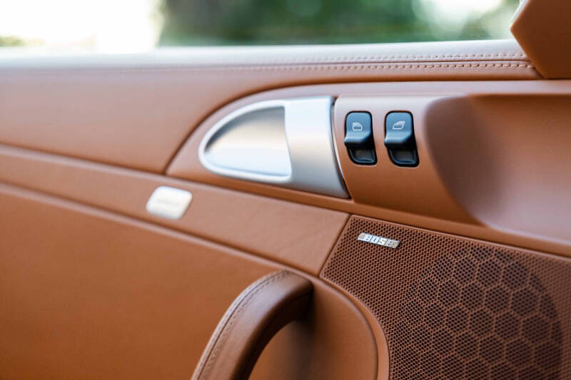 2011 Porsche 911 Carrera