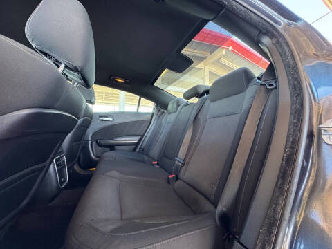 2016 Dodge Charger SXT