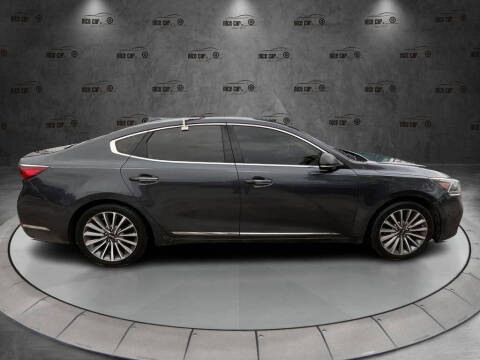 2017 Kia Cadenza Premium