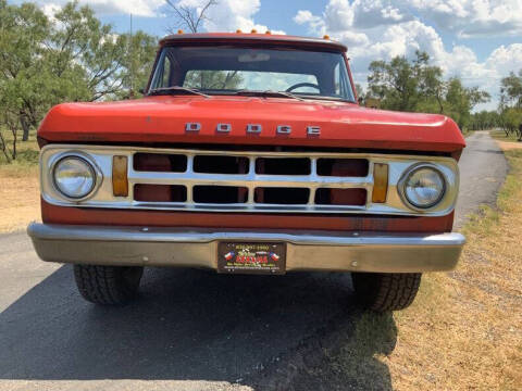 1969 Dodge D200 Pickup