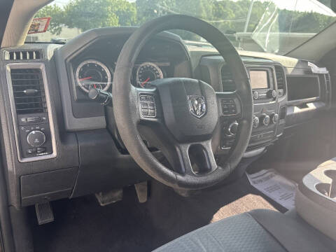 2017 RAM 1500 Express