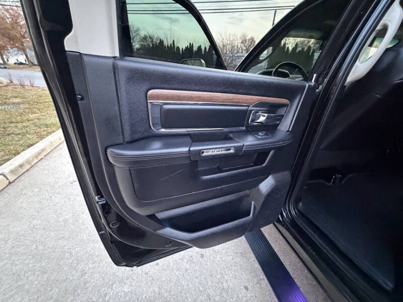 2017 RAM 3500 Laramie