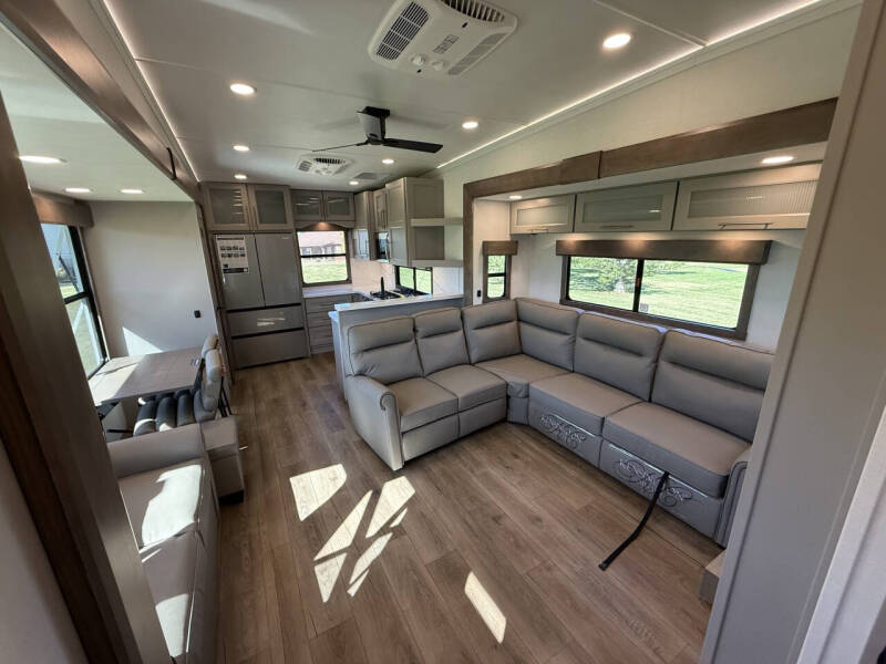 2026 Alliance RV Paradigm