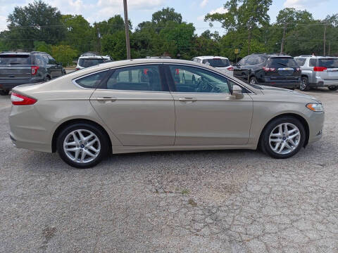 2015 Ford Fusion SE