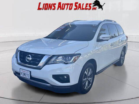 2020 Nissan Pathfinder SL