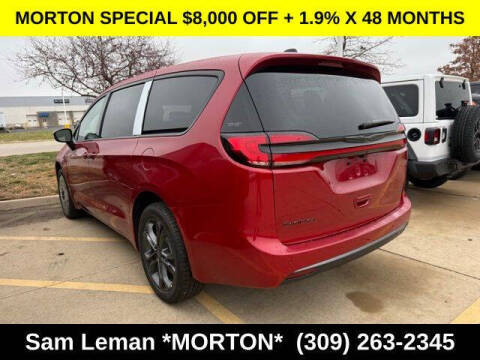 2026 Chrysler Pacifica Select