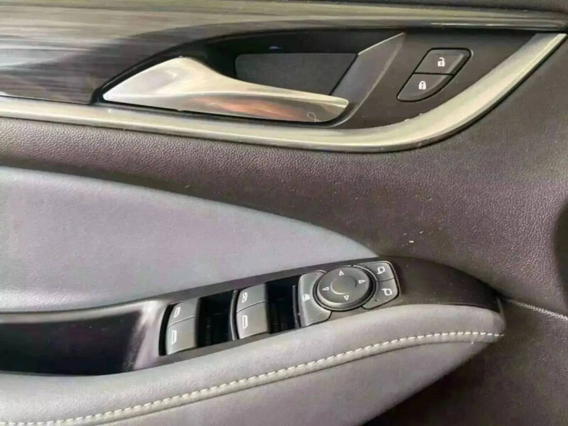 2020 Buick Enclave Essence