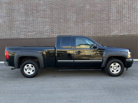 2008 Chevrolet Silverado 1500 for sale at BITTON'S AUTO SALES in Ogden UT