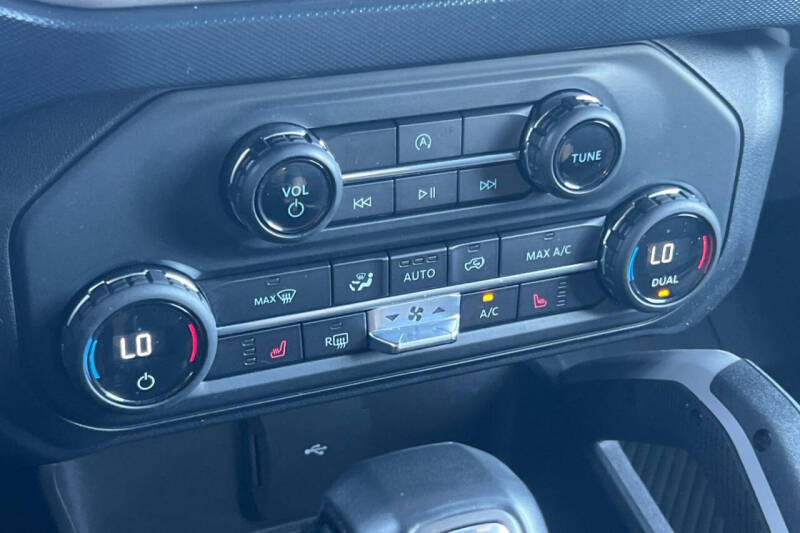 2023 Ford Bronco Outer Banks Advanced