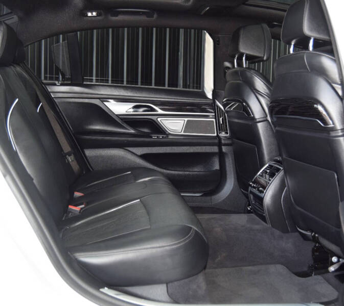 2018 BMW 7 Series 750i