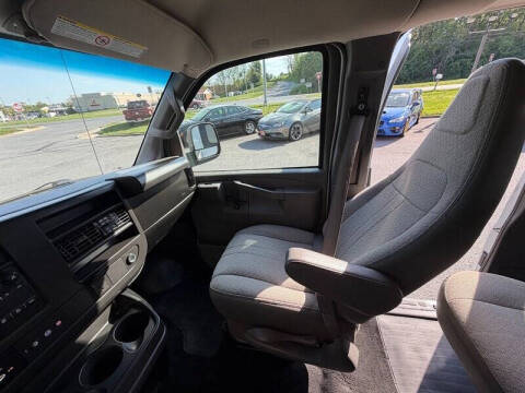 2018 Chevrolet Express LT 2500