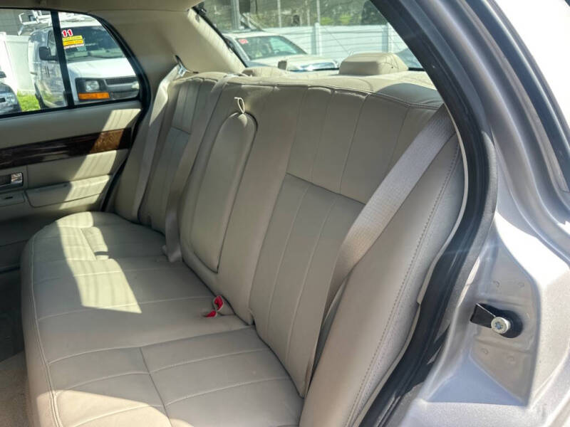 2011 Mercury Grand Marquis LS