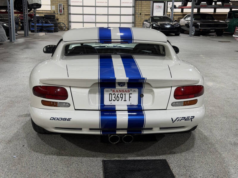 1996 Dodge Viper RT/10