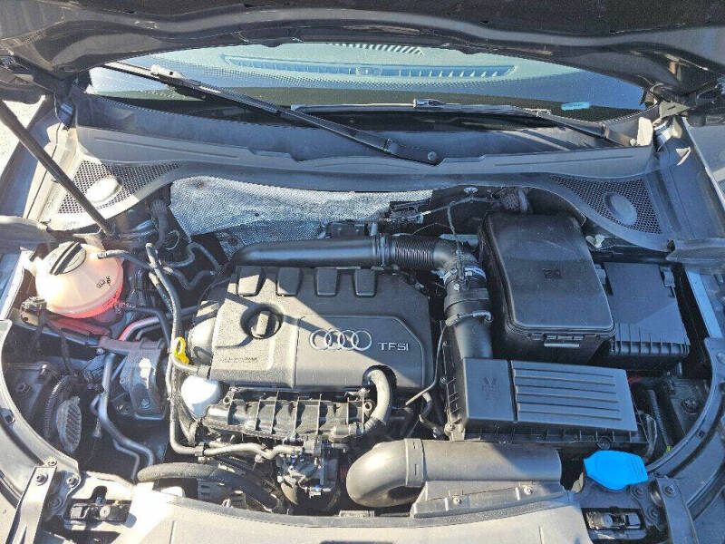 2017 Audi Q3 2.0T quattro Premium