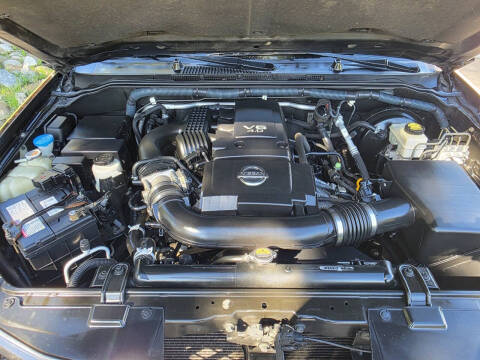 2012 Nissan Pathfinder LE