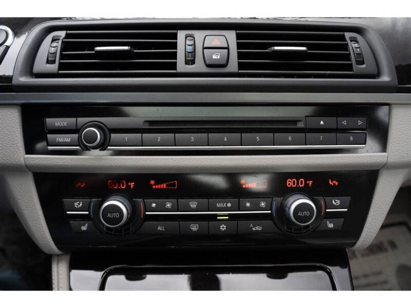 2012 BMW 5 Series 528i