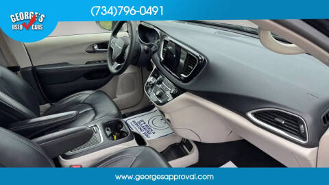 2023 Chrysler Pacifica Touring L
