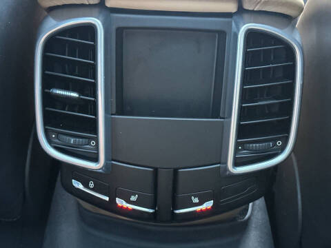 2014 Porsche Cayenne