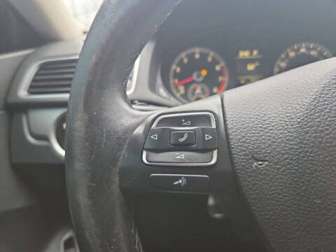 2015 Volkswagen Passat 1.8T Wolfsburg Edition