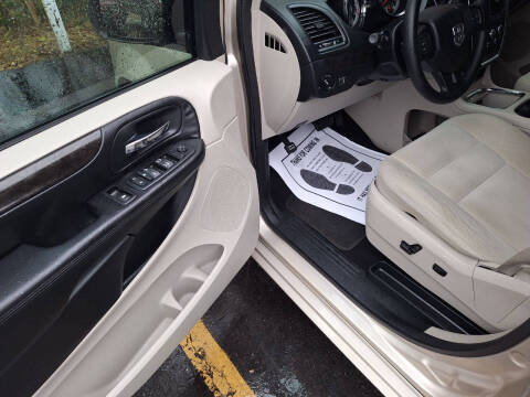 2015 Dodge Grand Caravan SXT Plus