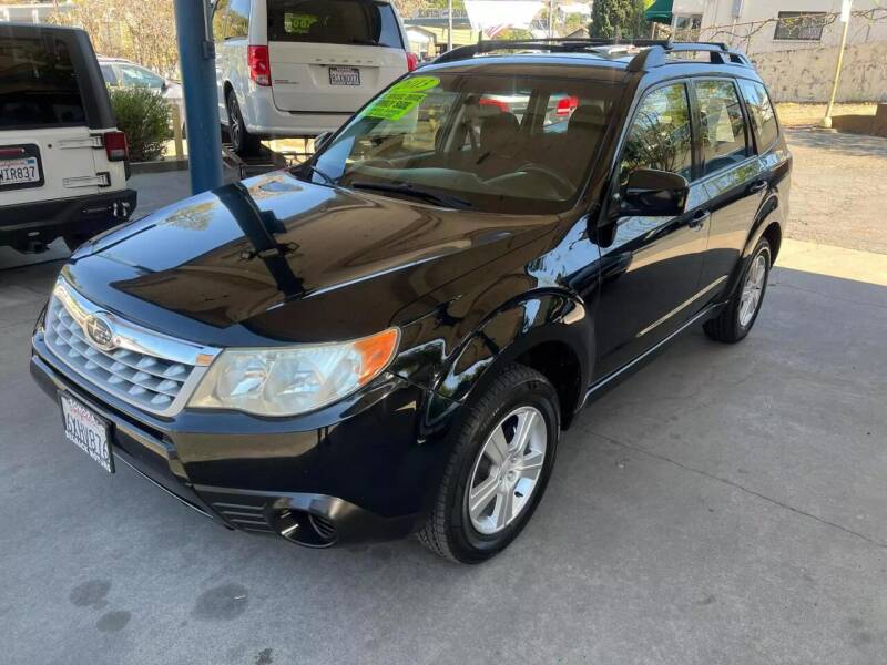 2013 Subaru Forester for sale at BEE BACK MOTORS in Sonora CA