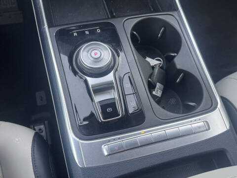 2025 Kia Carnival Hybrid EX