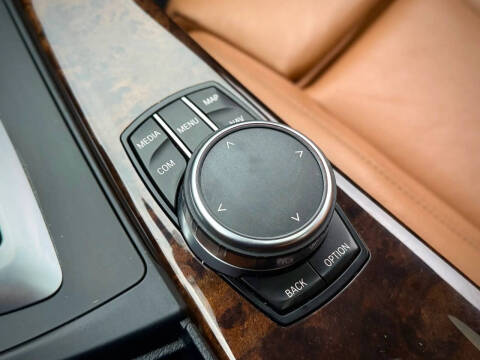 2018 BMW 3 Series 330i xDrive